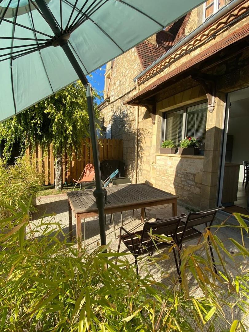 Maison Denise - Au Coeur Du Perigord Noir Villa Castelnaud La Chapelle Luaran gambar